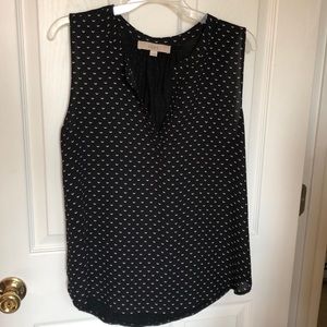 Sleeveless blouse